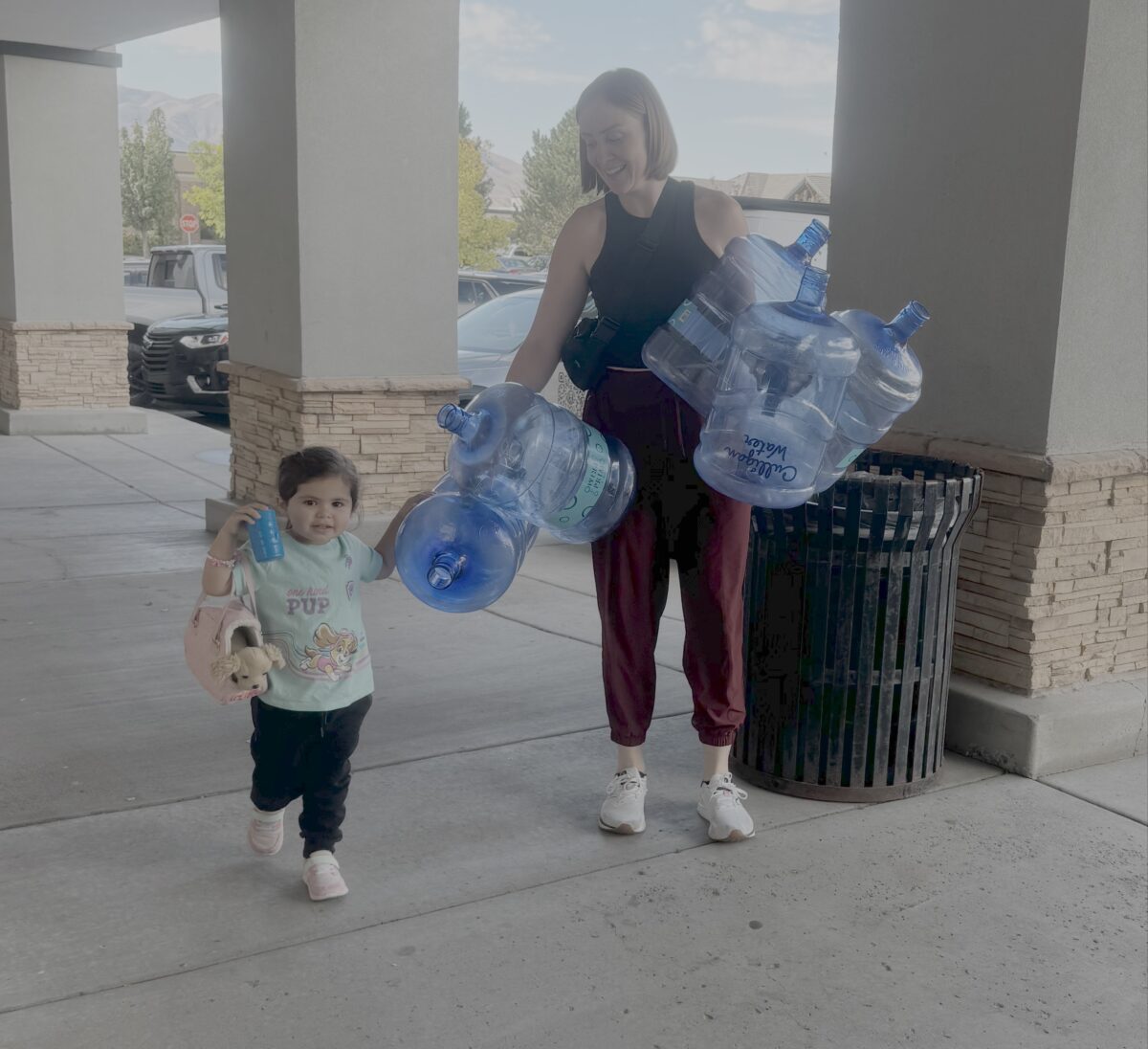 Bottles and accessories at Hydro Balance